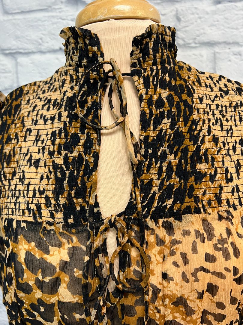 Free People size S blouse