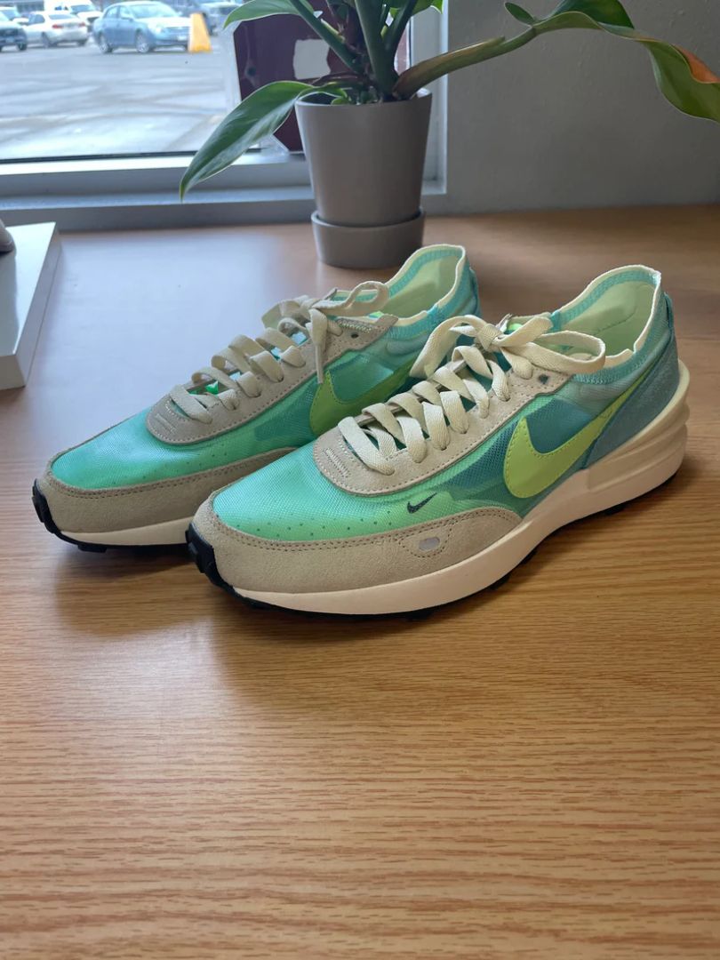Nike Women Size 8 Shoes