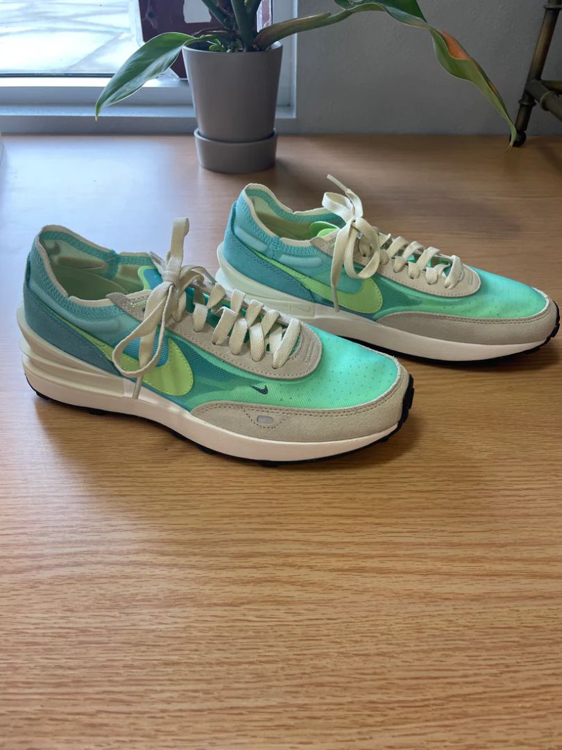 Nike Women Size 8 Shoes