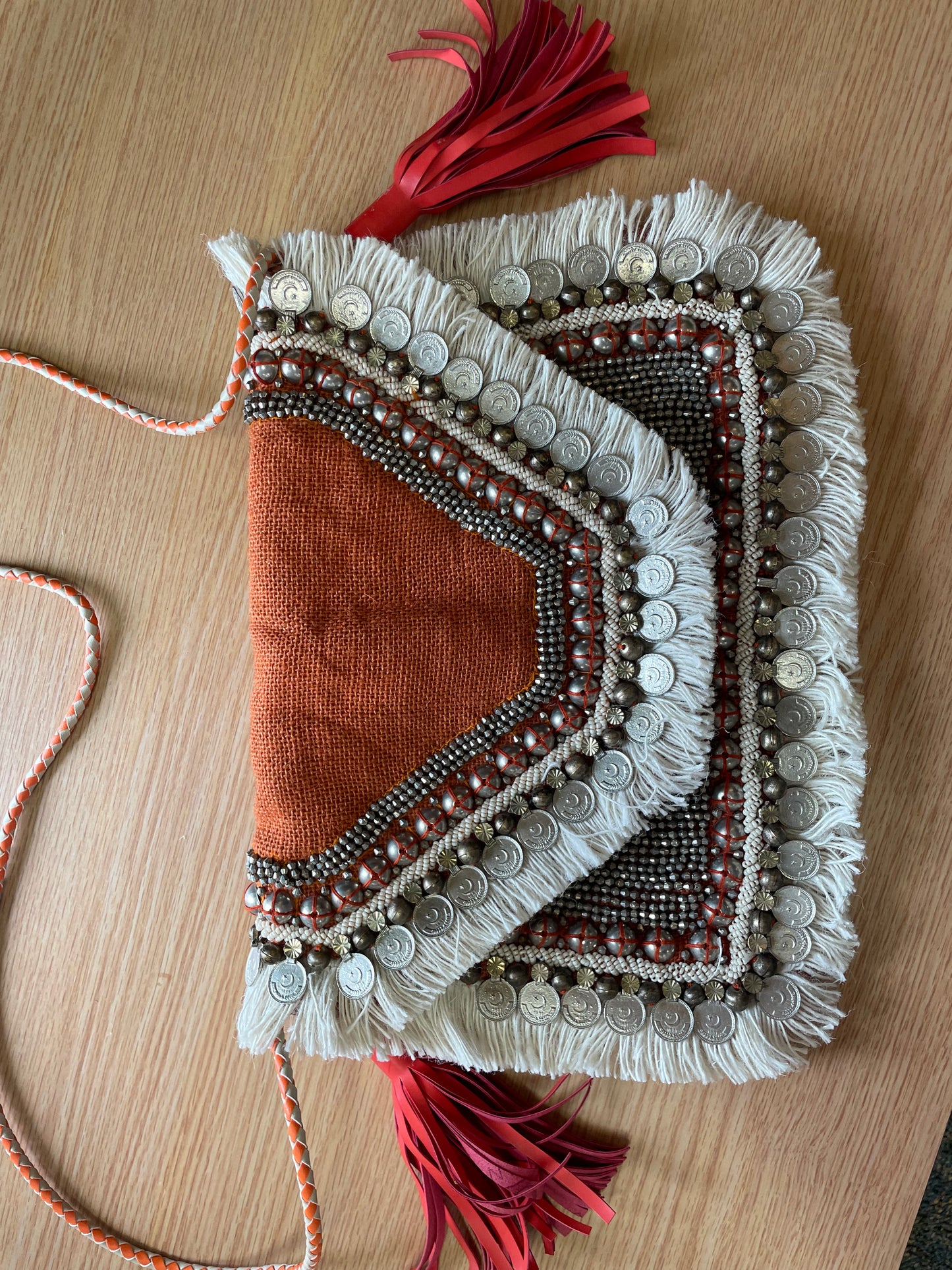 SHASHI "Leela" Clutch
