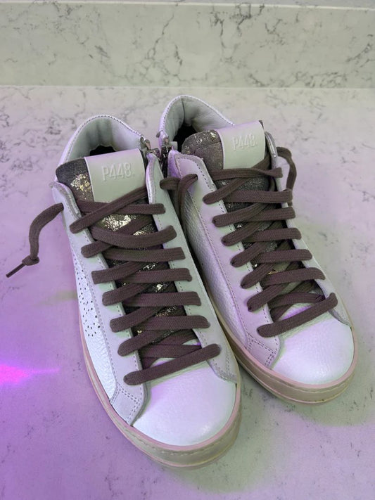 P448 Women Size 7 Shoes