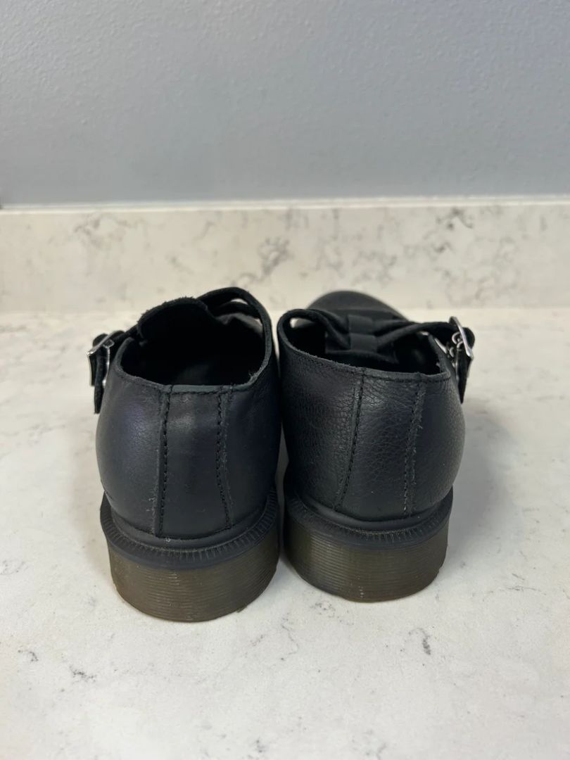Dr Martens Women Size 6 Shoes