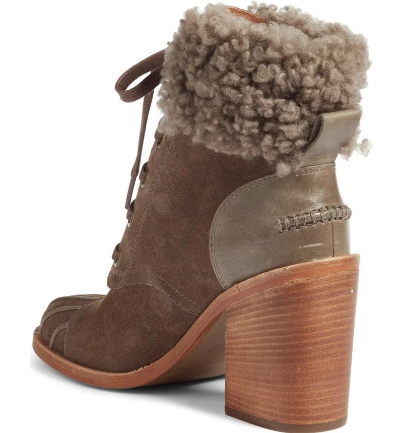 UGG Women Size 8 Boots