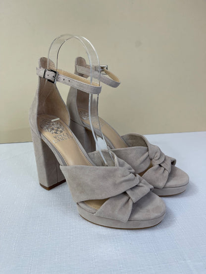 Vince Camuto 6 Tan NWT Suede open toe block heel w/ ankle strap