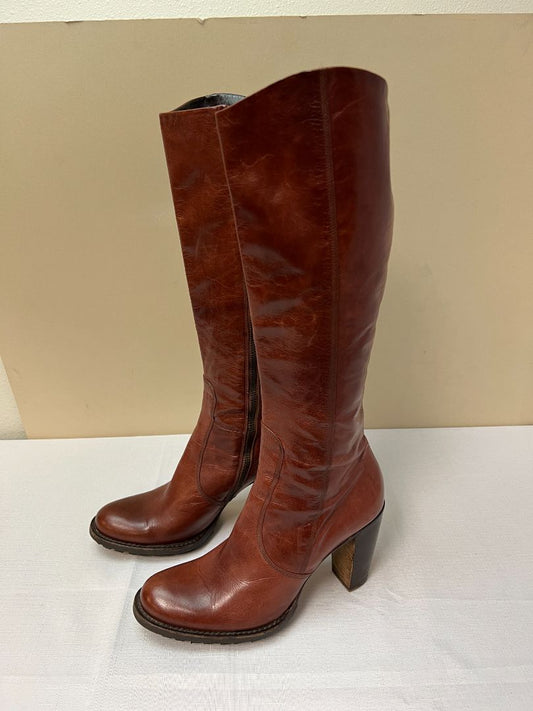 Rocco P. Women Size 8.5 - 9 Boots