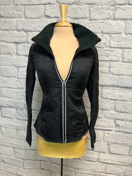 LuluLemon Women Size 6 Jacket
