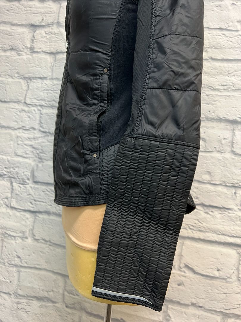 LuluLemon Women Size 6 Jacket