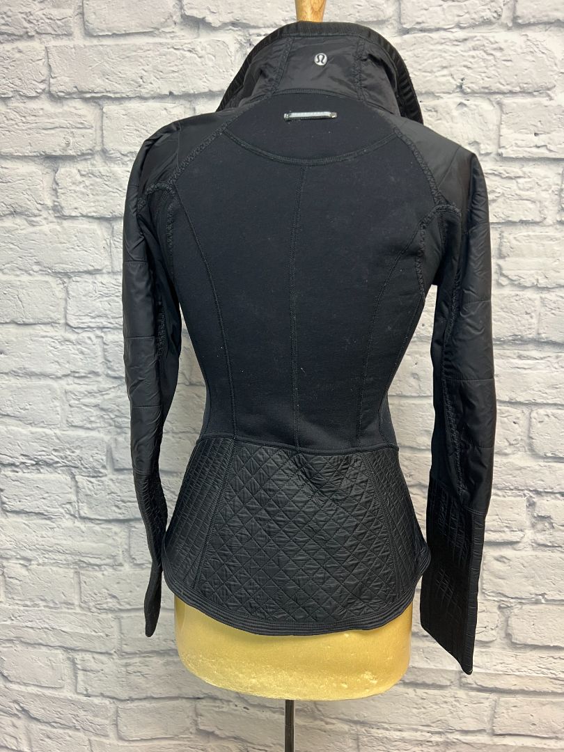 LuluLemon Women Size 6 Jacket