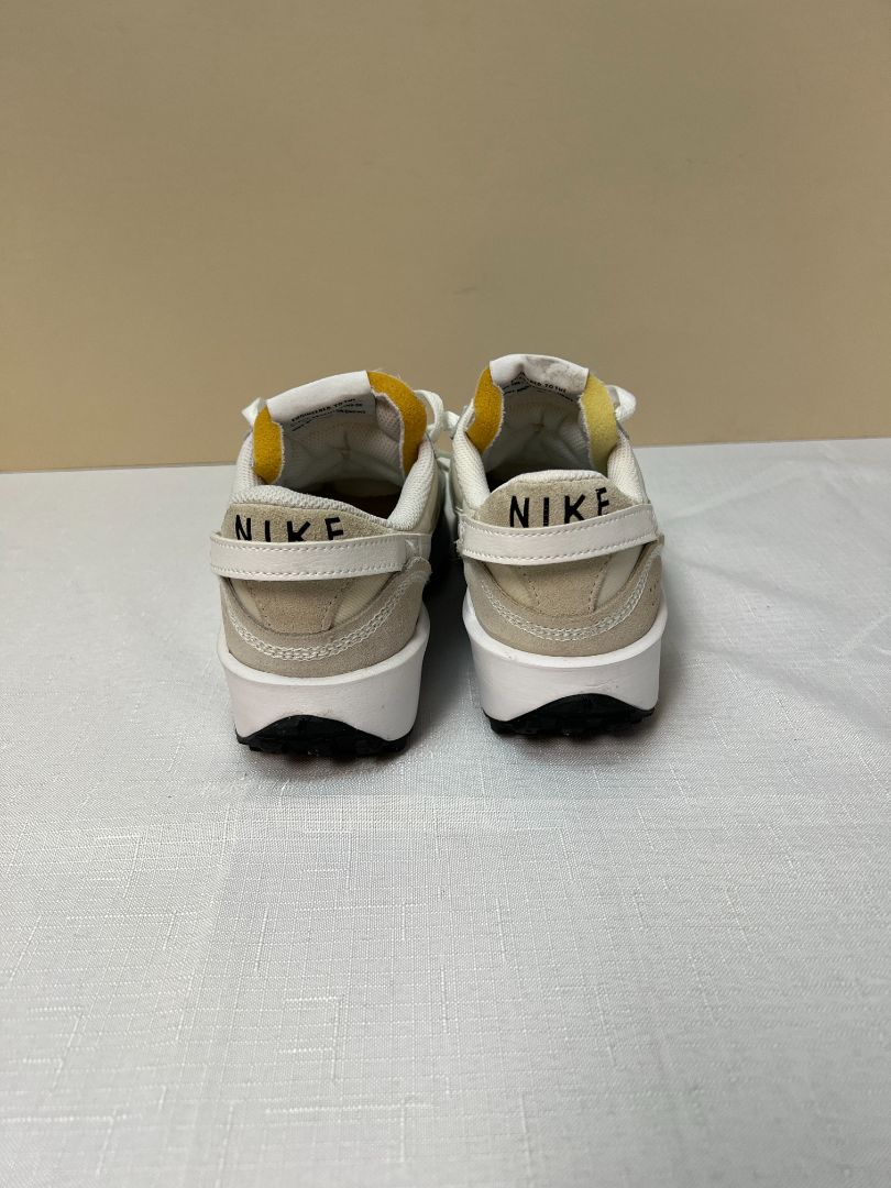 Nike Women Size 6 Shoes