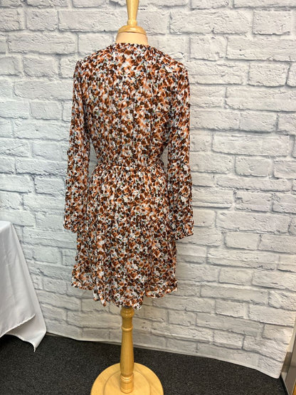 Esqualo size 8 Dress