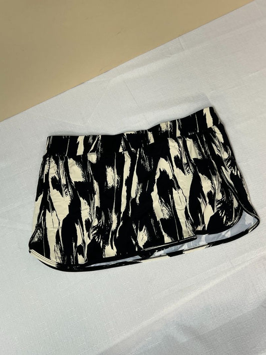 Garnet Hill size L Swim bottoms