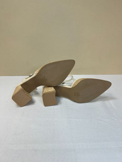 Oasis Society size 7 Tan Straw Point Toe Heel