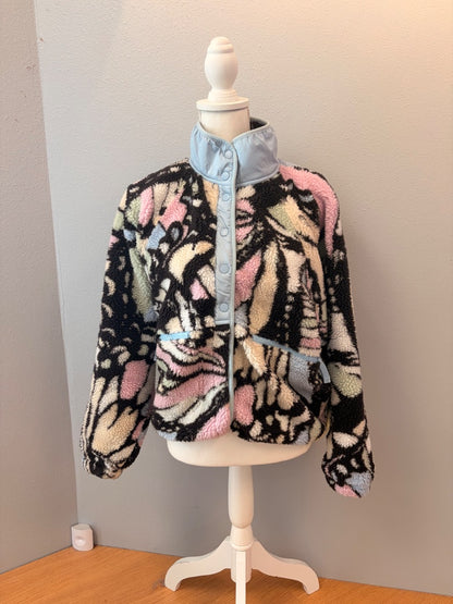 Free People S Black/Blue Pttrn sherpa snap frnt