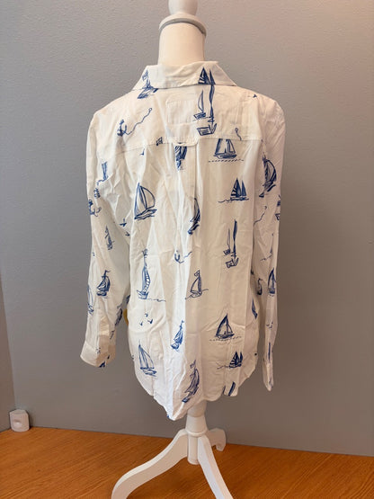 Rails M White/Blue NWT Sailboat bttnup