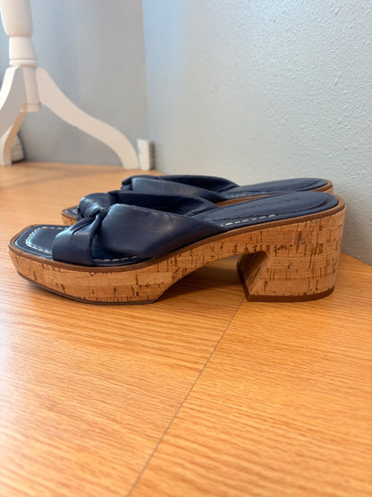 bernardo 9 Blue NWOB Knot strap w/cork heel