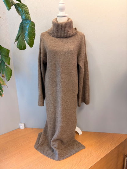 Promesa S Brown LS Turtleneck Sweater