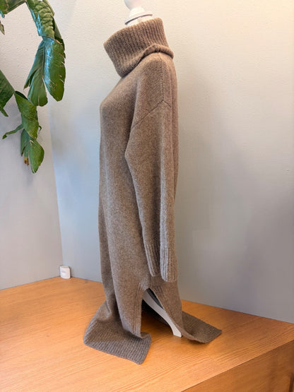 Promesa S Brown LS Turtleneck Sweater