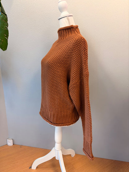 Leela & Lavender L Brown NWT Chunky knit hi neck