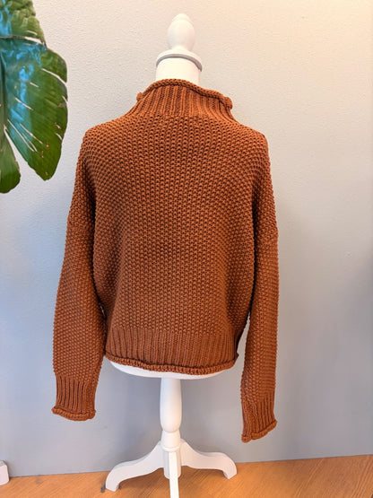 Leela & Lavender L Brown NWT Chunky knit hi neck