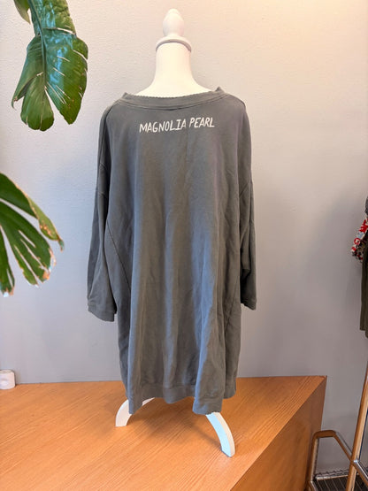 Magnolia Pearl os Grey Discoball oversized