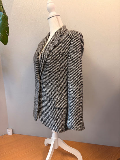 Theory M Black/White Tweed