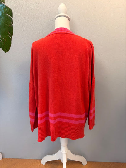 mer sea os Red Vcut flowy knit w/ pink trim