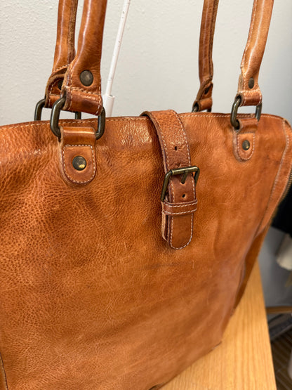 Bed|Stu Tan Gen. leather tall Xbody/shoulder bag w/ zips