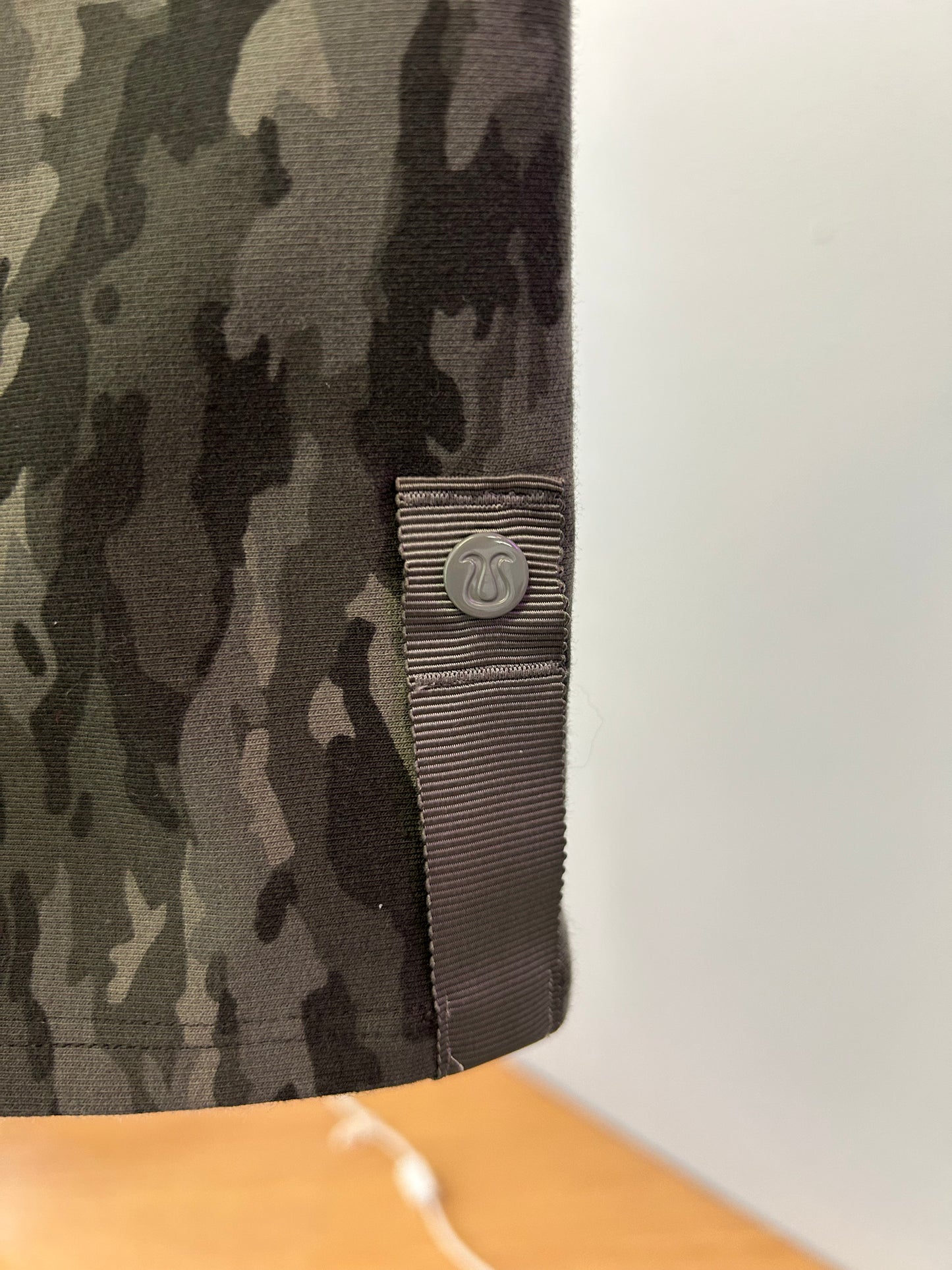 Lululemon "Vinyasa Scarf Green Camo"