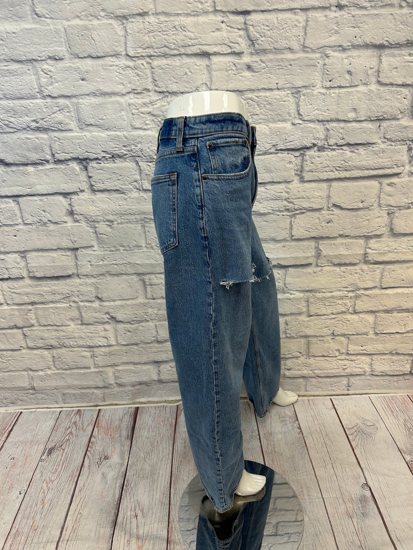 Abercrombie & Fitch "The 90s Relaxed High Rise" Jean