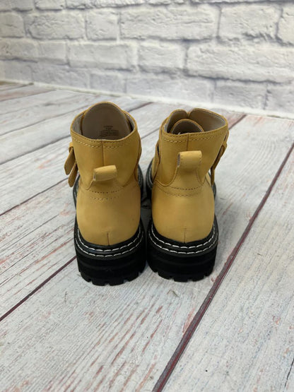 Cecelia Women Size 9.5 Boots