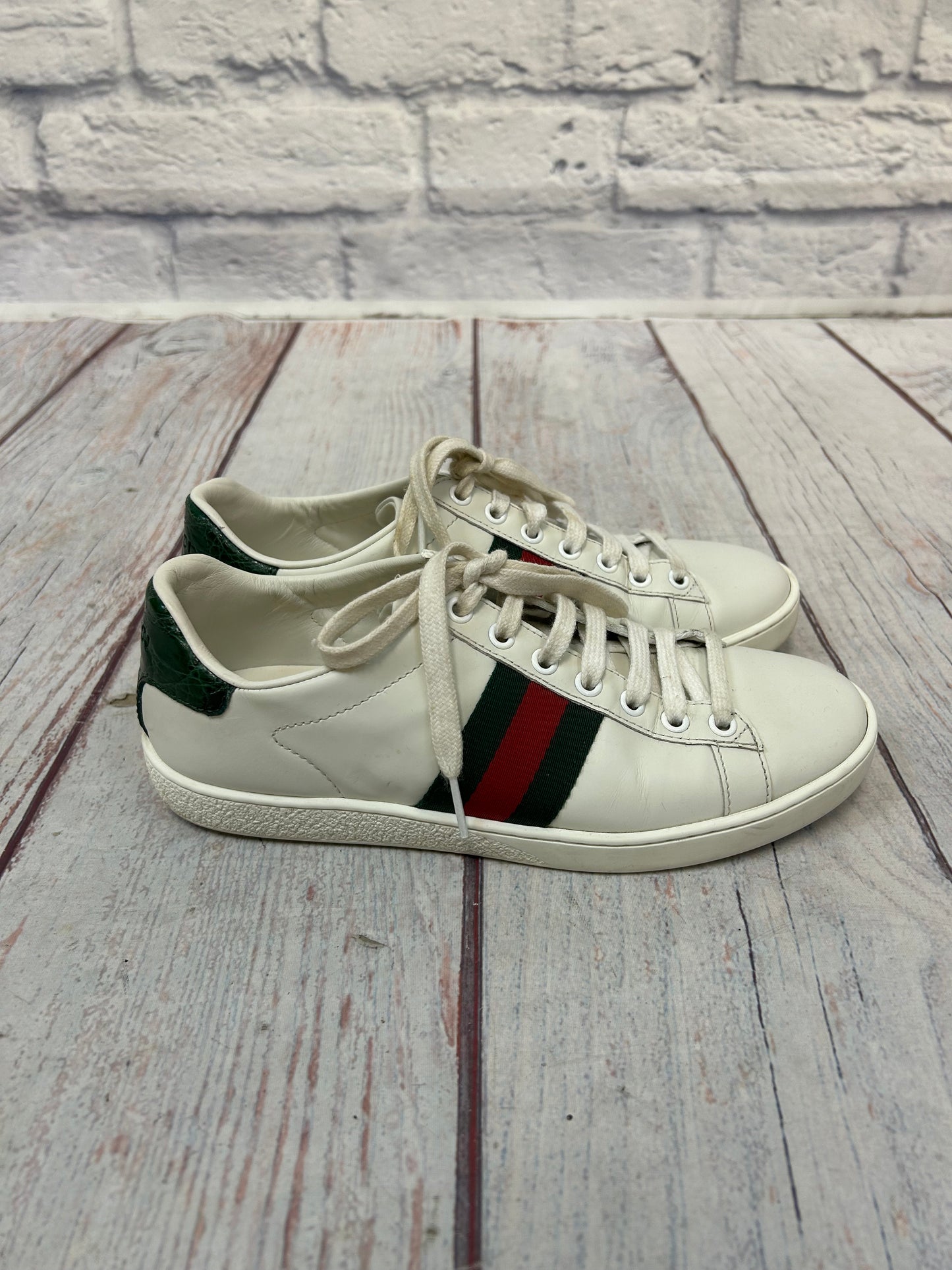 Gucci "Ace Low-Top Sneakers"