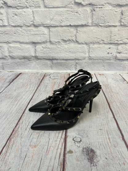 Valentino Women Size 7.5/8 Shoes