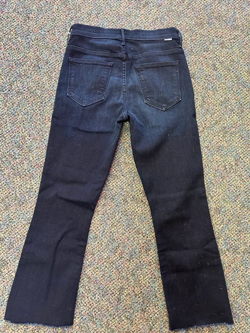 Mother Insider Crop Fray Jeans