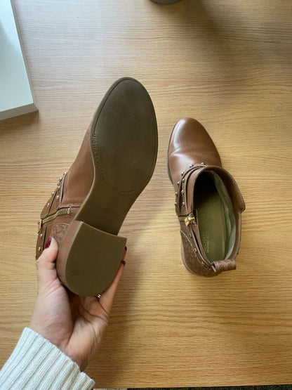 michael kors Women Size 10 Boots