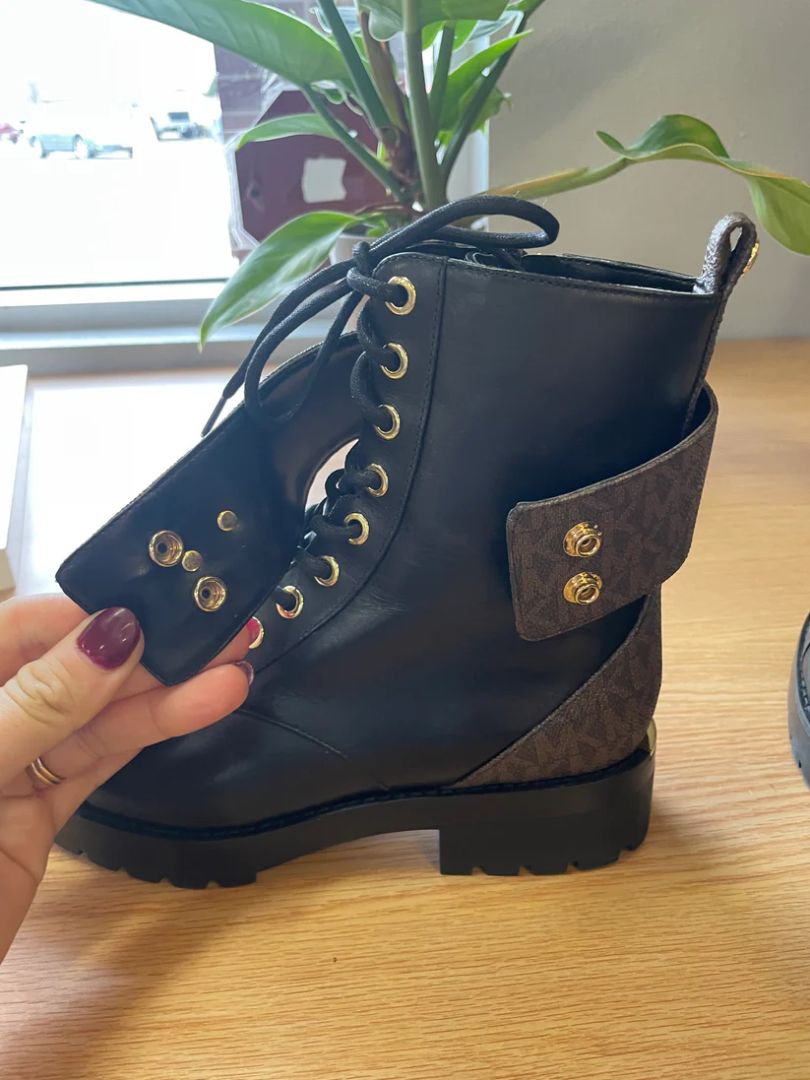 MMK Women Size 6.5 Boots