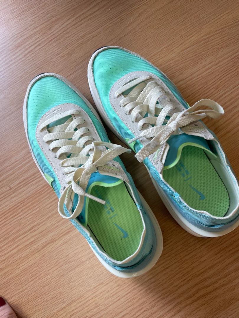Nike Women Size 8 Shoes