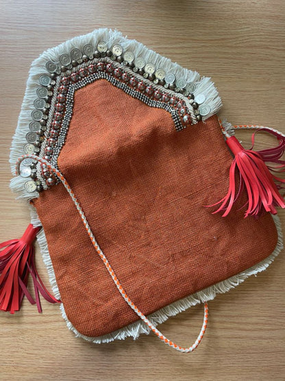 SHASHI "Leela" Clutch