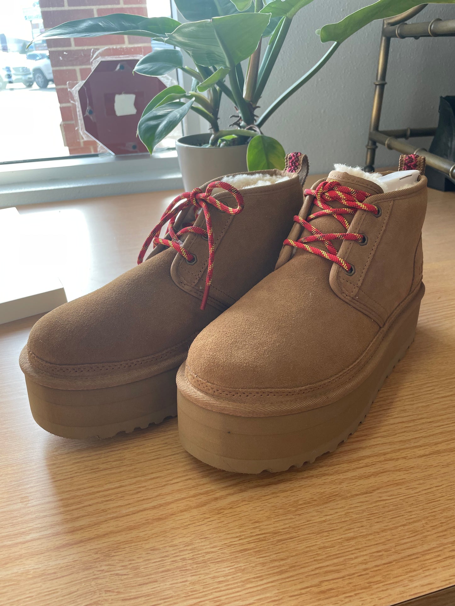 UGG "Neumel Heritage Platform"