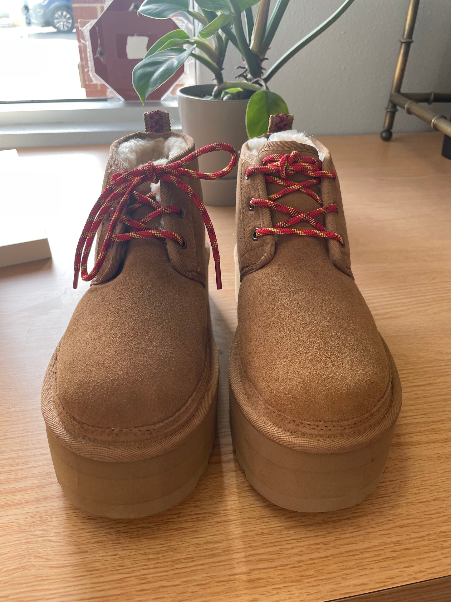 UGG "Neumel Heritage Platform"