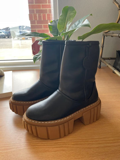 Stella McCartney Women Size 7.5/8 Boots