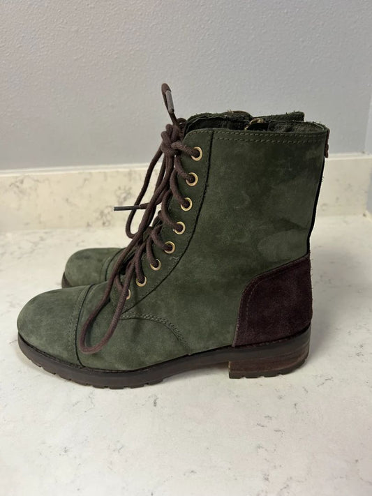 UGG Women Size 6 Boots