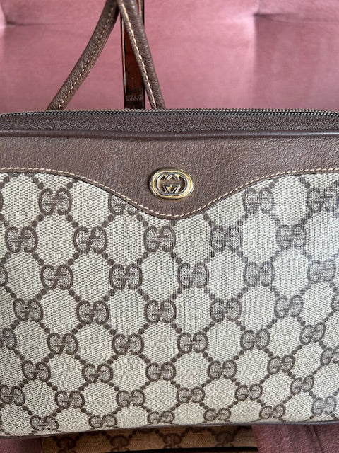 Gucci Vintage GG Supreme Shoulder Bag