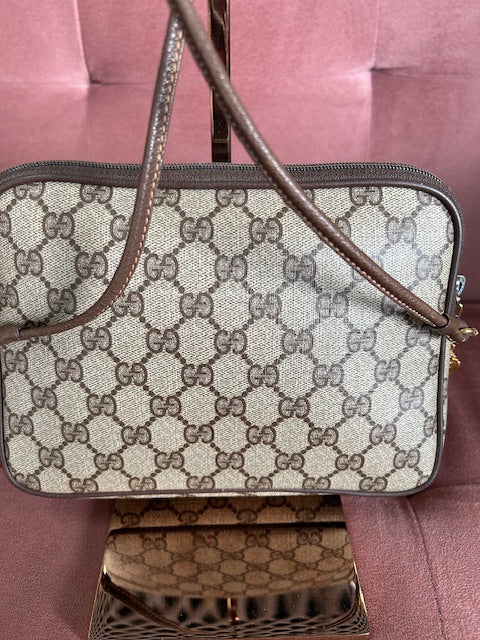 Gucci Vintage GG Supreme Shoulder Bag