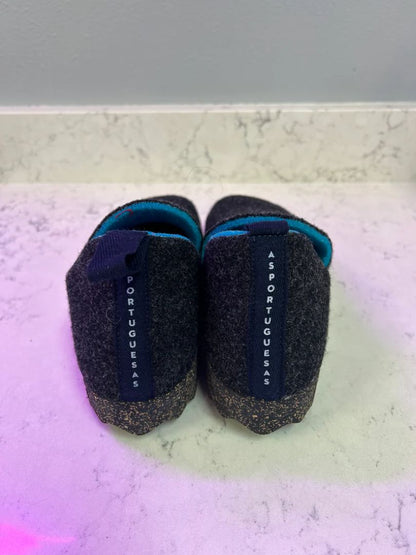Asportuguesas Women Size 9.5/10 Shoes