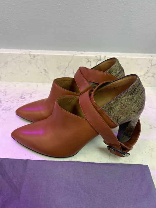Balenciaga Women Size 7.5/8 Shoes
