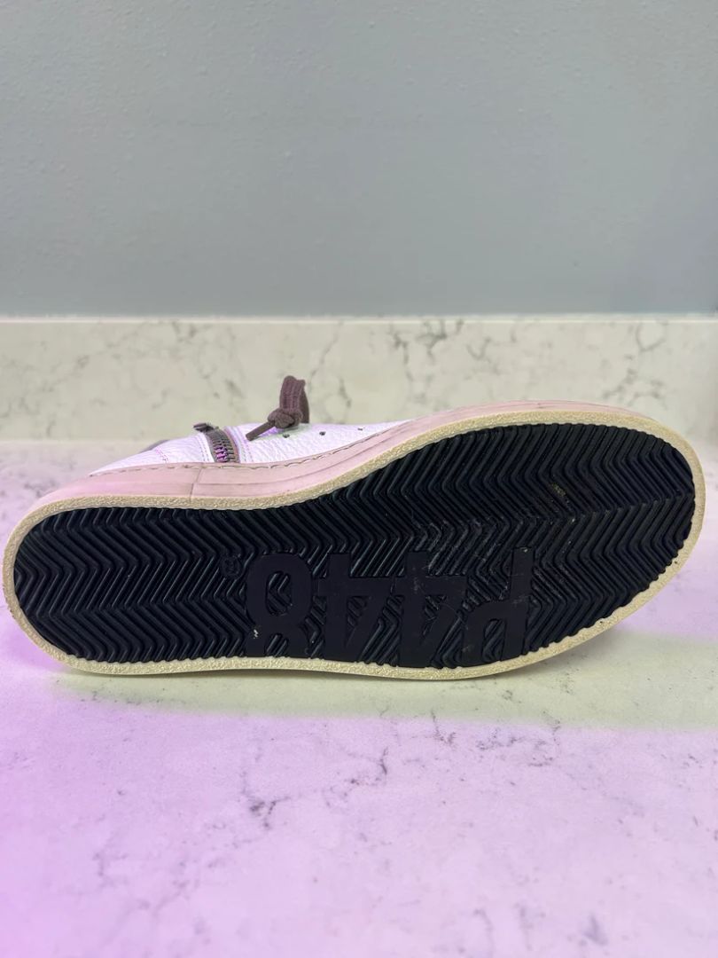 P448 Women Size 7 Shoes