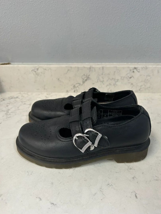 Dr Martens Women Size 6 Shoes