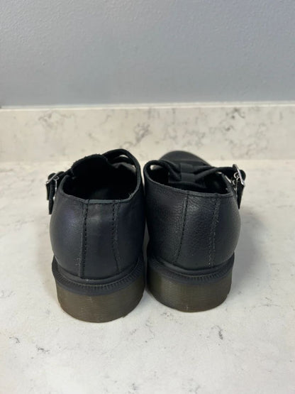 Dr Martens Women Size 6 Shoes
