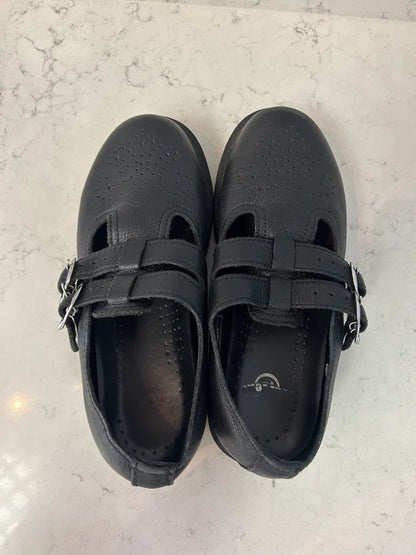 Dr Martens Women Size 6 Shoes