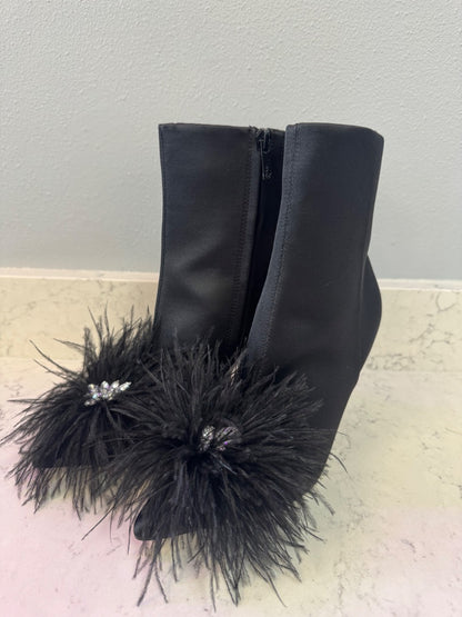 Sam Edelman 6.5 Black tall calf heel feathers/gems